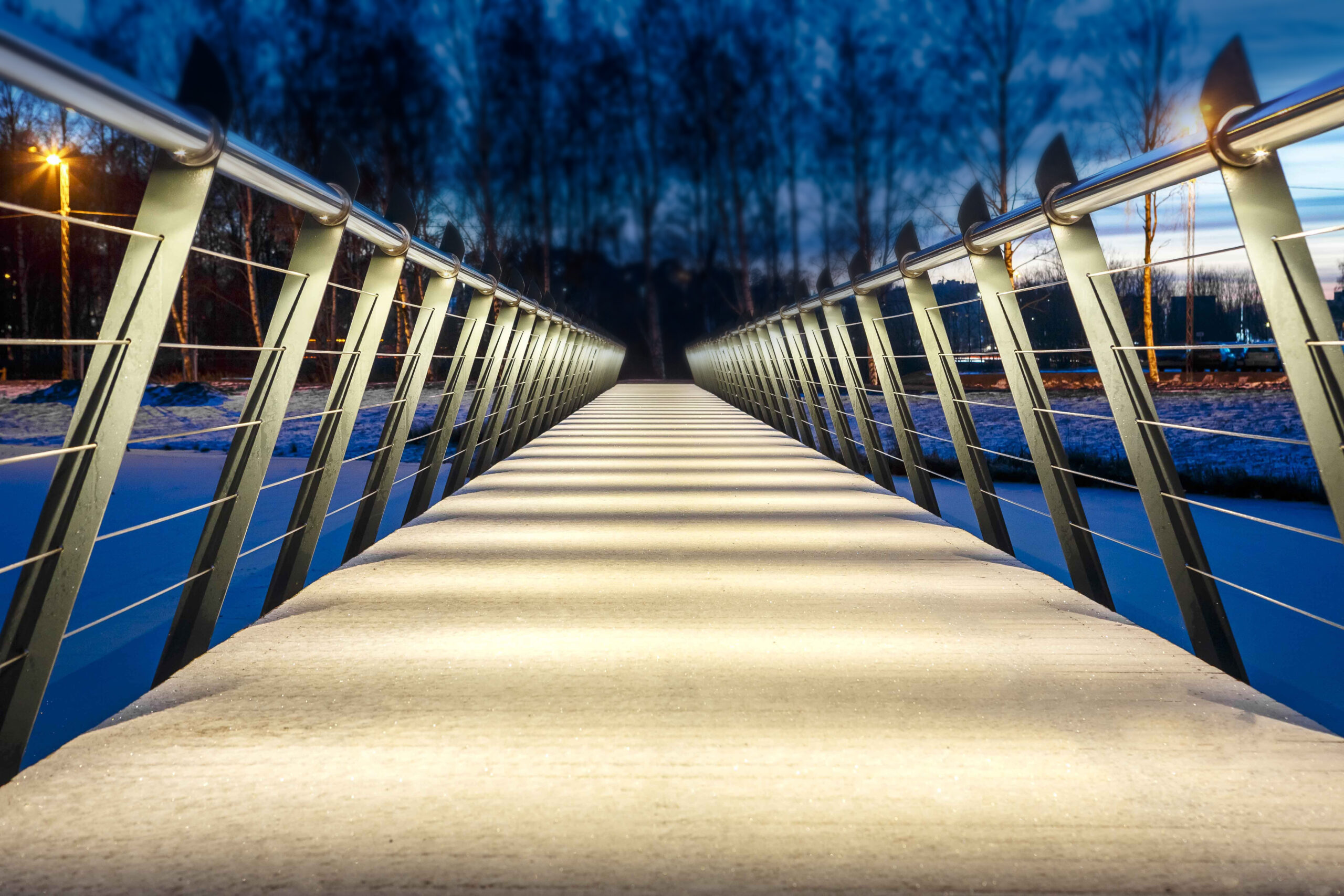 Asymmetric Railin Lighting