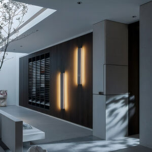 Linear Strip Wall Lamp – Slim, Versatile LED Wall Washer