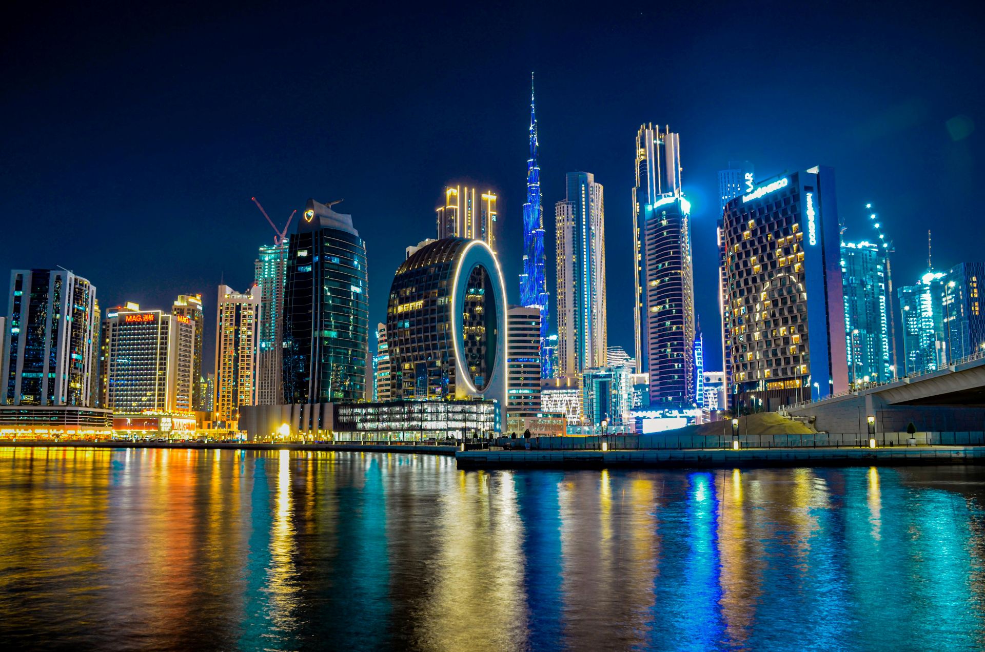 Dubai Architectural Lighting Project
